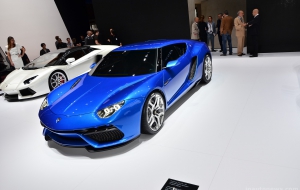 Lamborghini Asterion LPI 910-4 images 