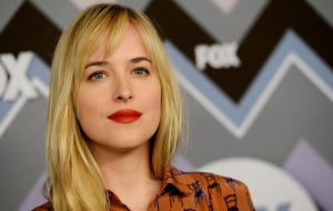 Dakota Johnson hd background