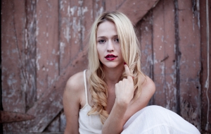 Johanna Braddy Photos