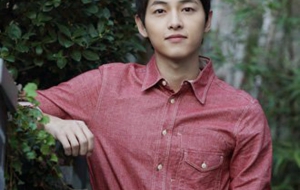 Song Joong Ki HD Background