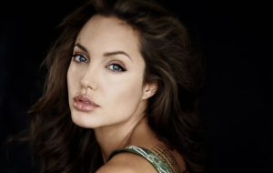 Angelina Jolie Pictures