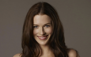 Bridget Regan Pictures
