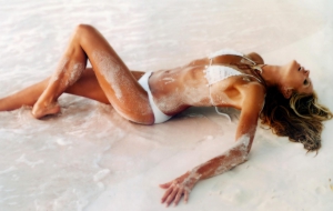 Elle Macpherson High Definition Wallpapers