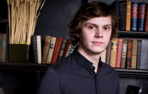 Evan Peters Pictures