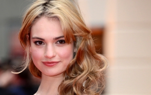 Lily James Wallpaper