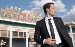 Taylor Kitsch Pictures