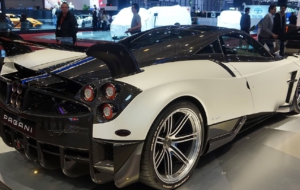 Pagani Huayra Bc Background