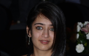 Akshara Haasan Wallpapers